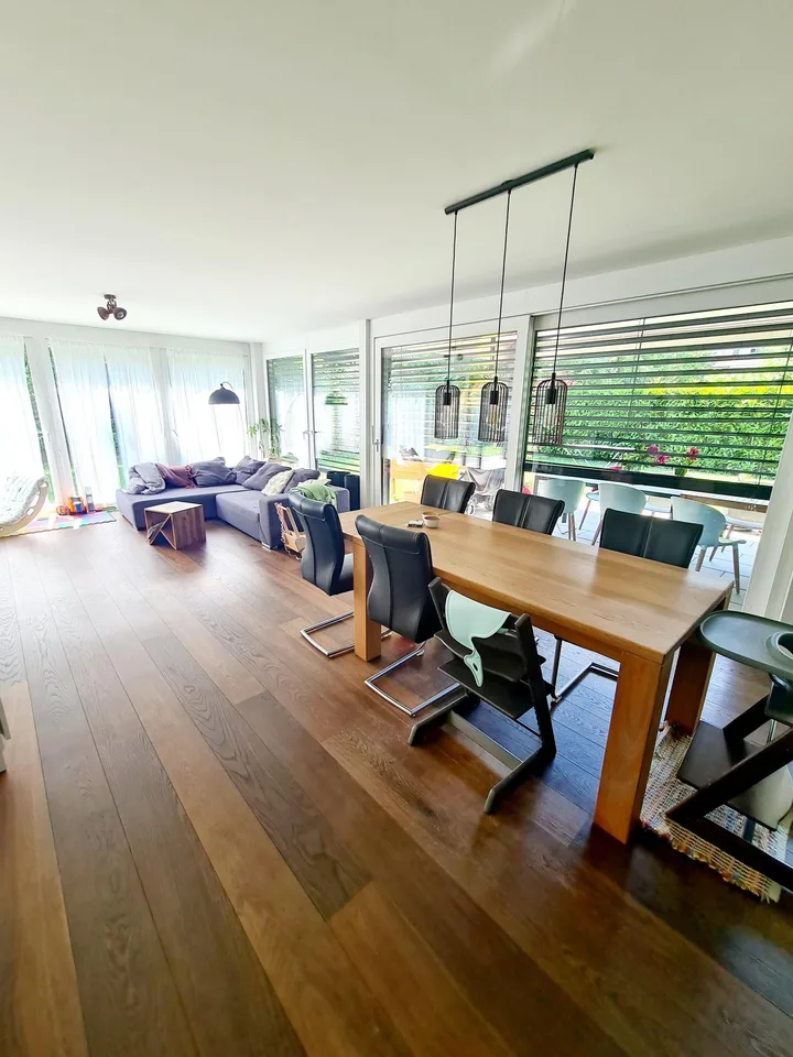 Appartamento moderno 4.5 locali con area di soggiorno a Kreuzlingen