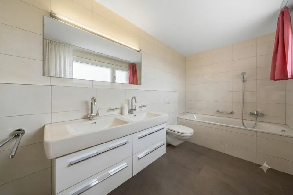 Vivere con charme e qualità della vita - casa semidetached di 4,5 locali stilosa in una zona familiare – foto 11 di 16