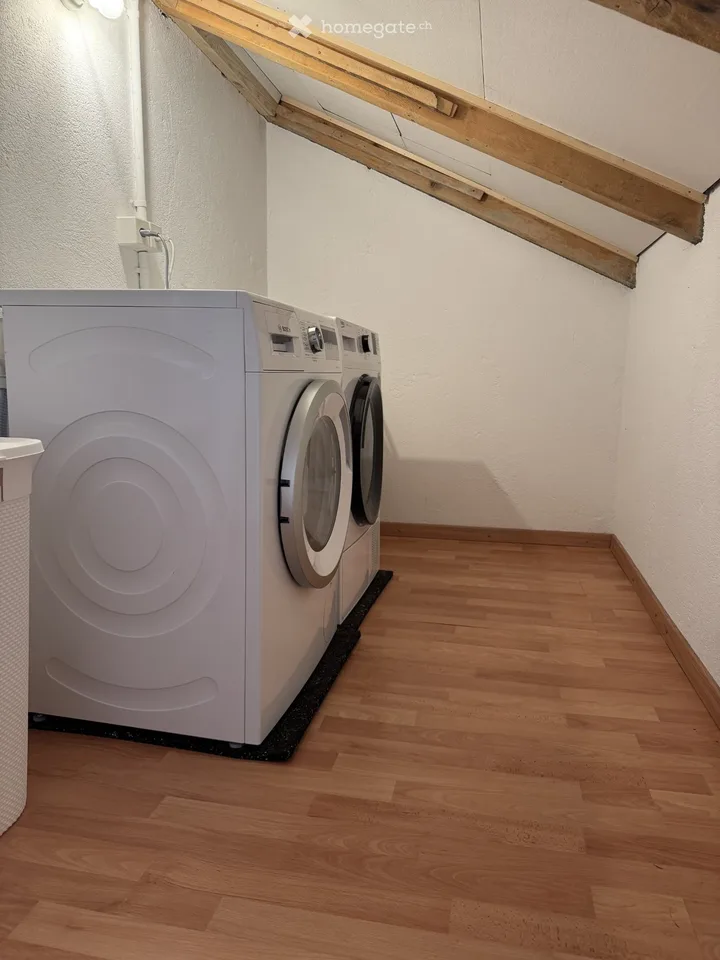 Appartement meublé de 3,5 pièces avec 2 pièces annexes