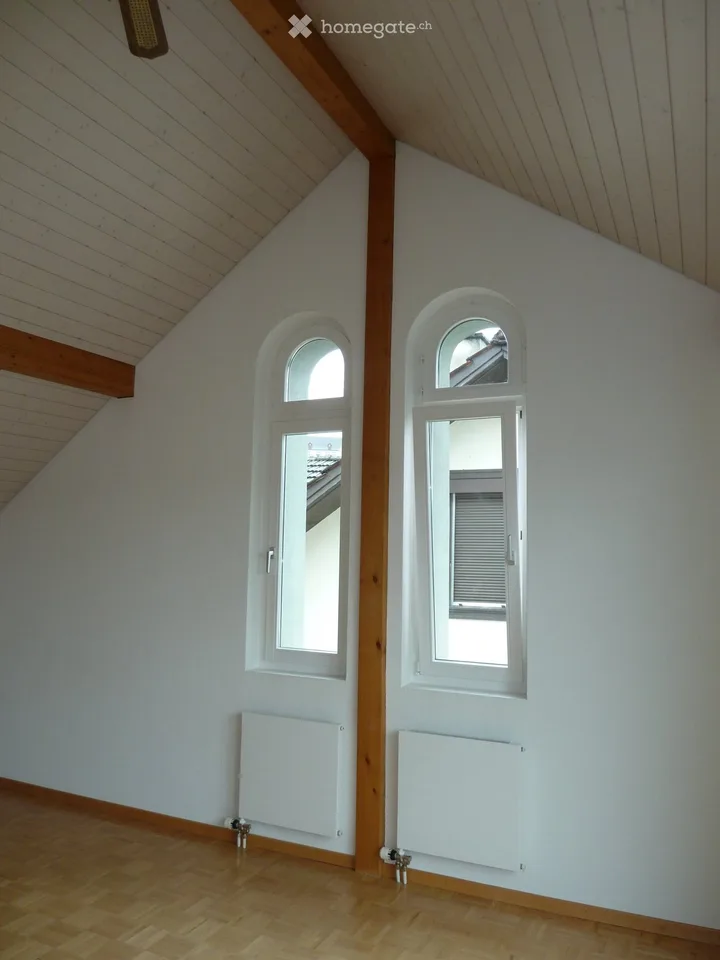 Originelle 2.5 Zi Maisonette Dachwohnung
