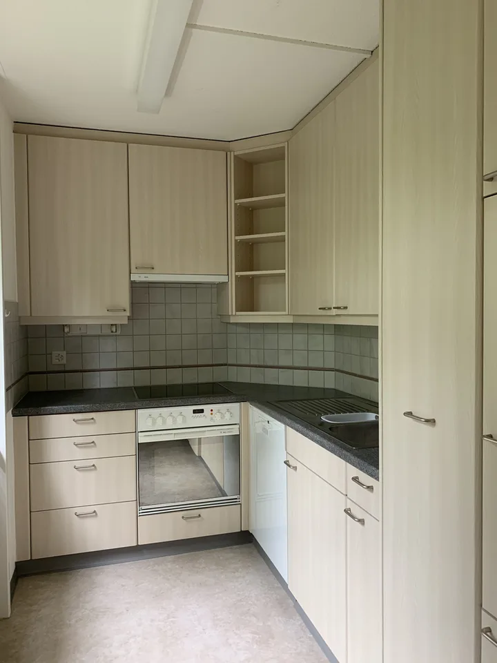 The apartment is only rented for a limited period until October 31, 2028.