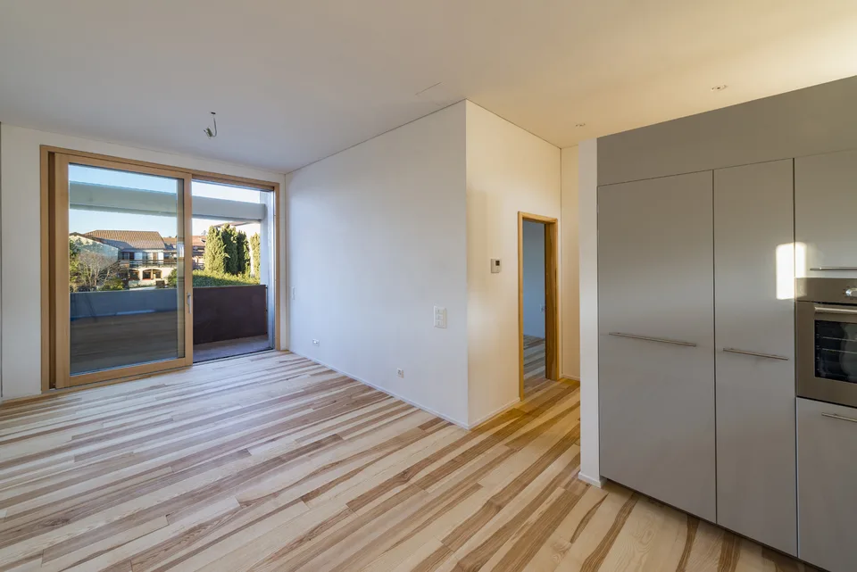 BRIGHT TWO-ROOM APARTMENT ARZO