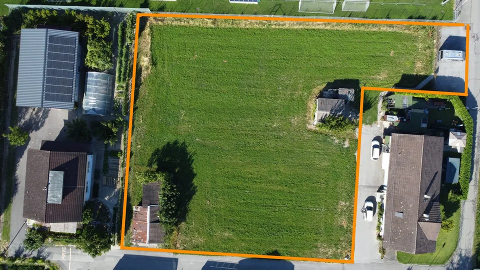 Terreno edificabile di 3’215 m² a Fully – Ville o edificio – Divisione possibile
