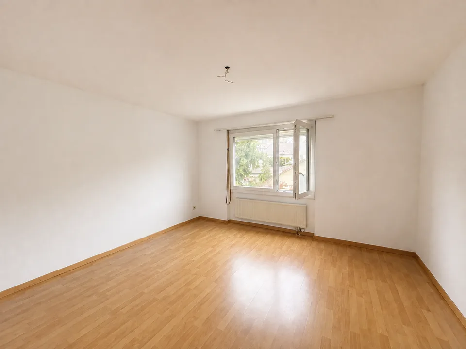 Total neurenovierte Helle 4.5-Zimmer-Wohnung mit Balkon in Lengnau BE – Foto 7 von 9