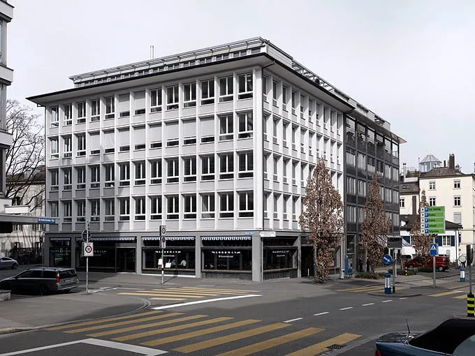 Motorrad- Einstellplatz im Zentrum (Brandschenkestr.)