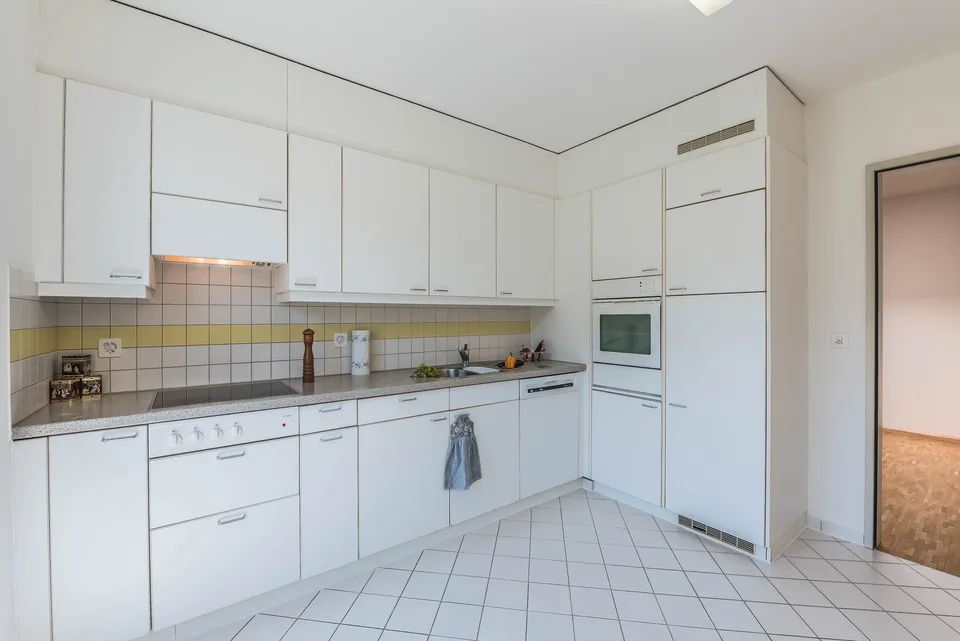 Appartement avec espace de séjour dans un environnement verdoyant / près de la ville