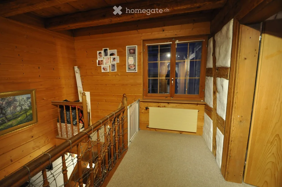Charmant appartement de 5,5 pièces dans un immeuble ancien à Neunforn – Emplacement calme avec belle vue