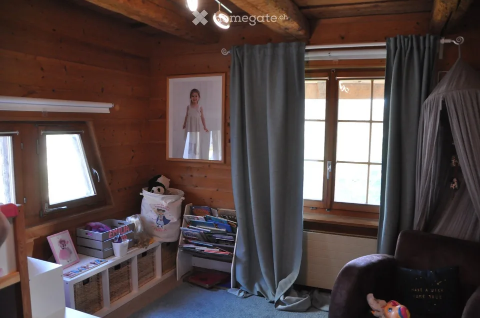 Charmant appartement de 5,5 pièces dans un immeuble ancien à Neunforn – Emplacement calme avec belle vue
