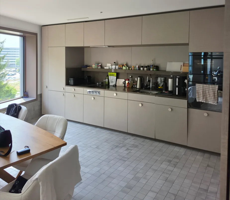 Appartement 2.5 pièces à Kloten avec piscine, gym & co.