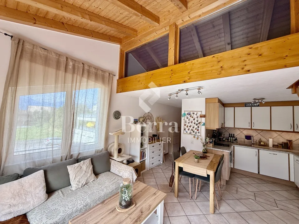 Superbo appartamento 2.5 locali con ufficio in un attico duplex a Saillon