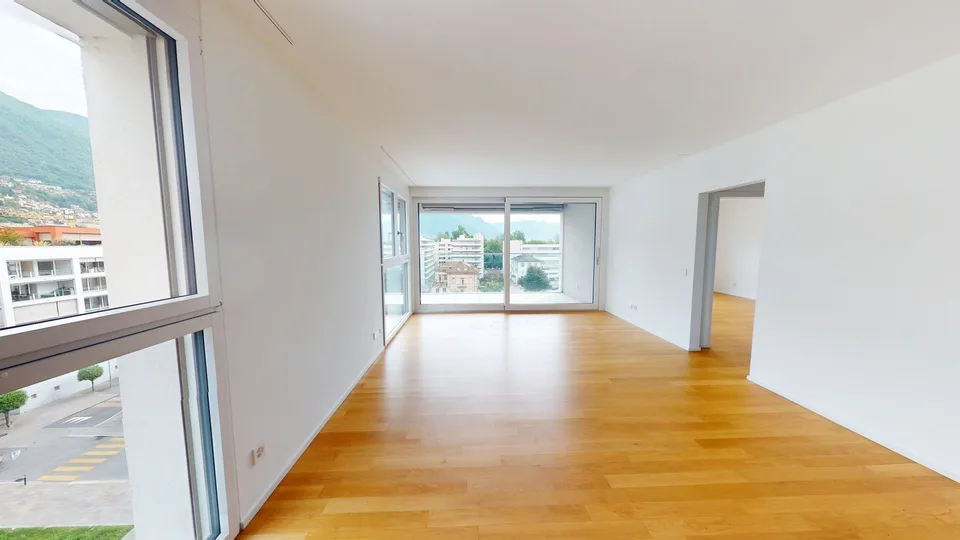 Exklusiver Zweitwohnsitz im obersten Stockwerk der LocTowers