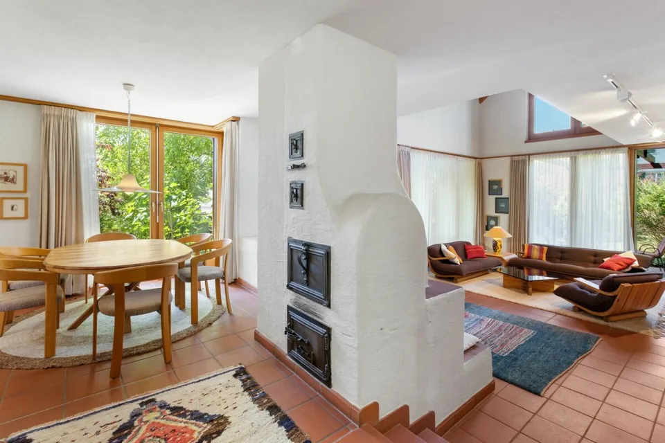 Ampia casa unifamiliare di 6½ locali con un'oasi di giardino da sogno