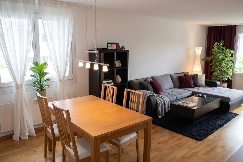 Totalement Rénové : Appartement Attique 3 Pièces au 3ème Étage