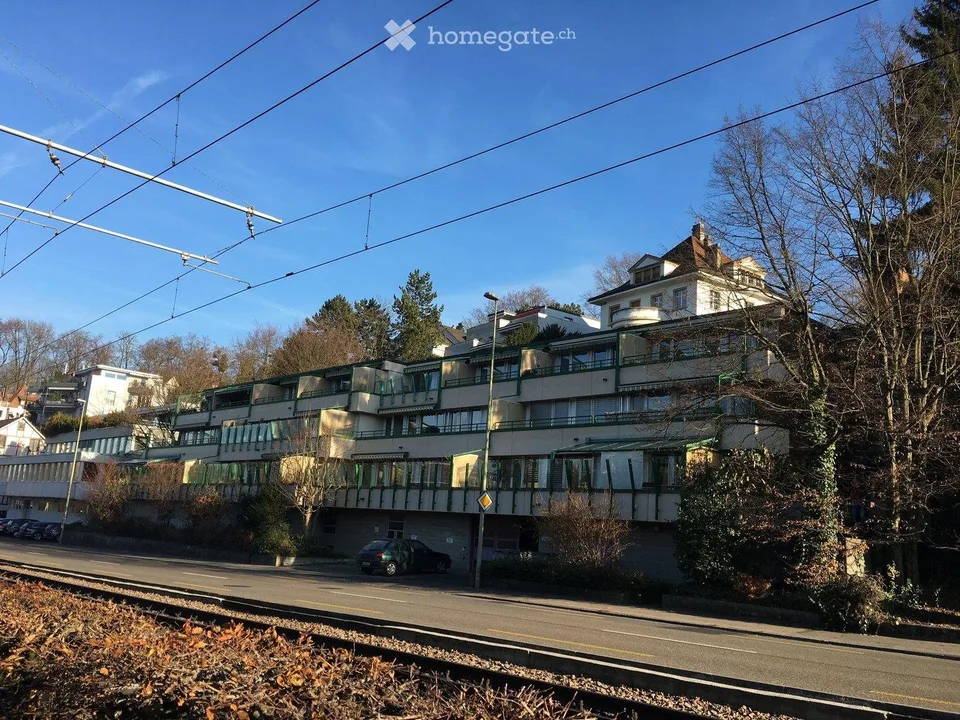 Nachmieter gesucht:4.5 Maisonette in Binningen Nähe Zoo BS