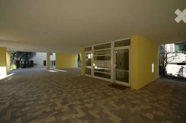 À louer à Melide Appartement lumineux de 4 pièces