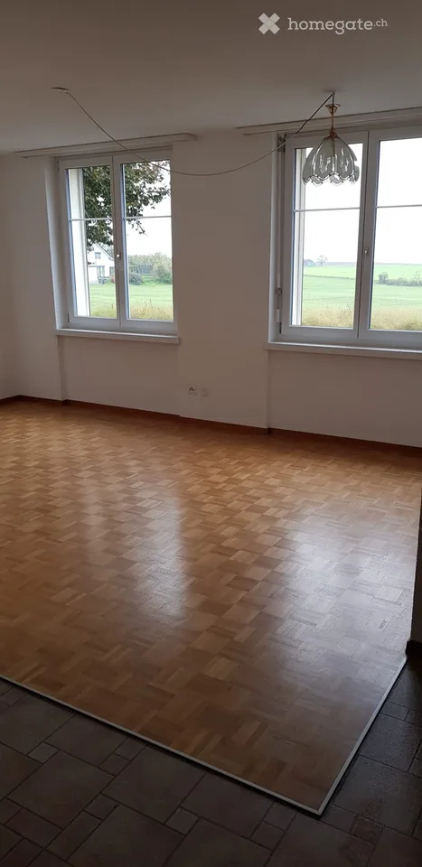 Charmante 2-Zimmer-Wohnung mit Bergsicht