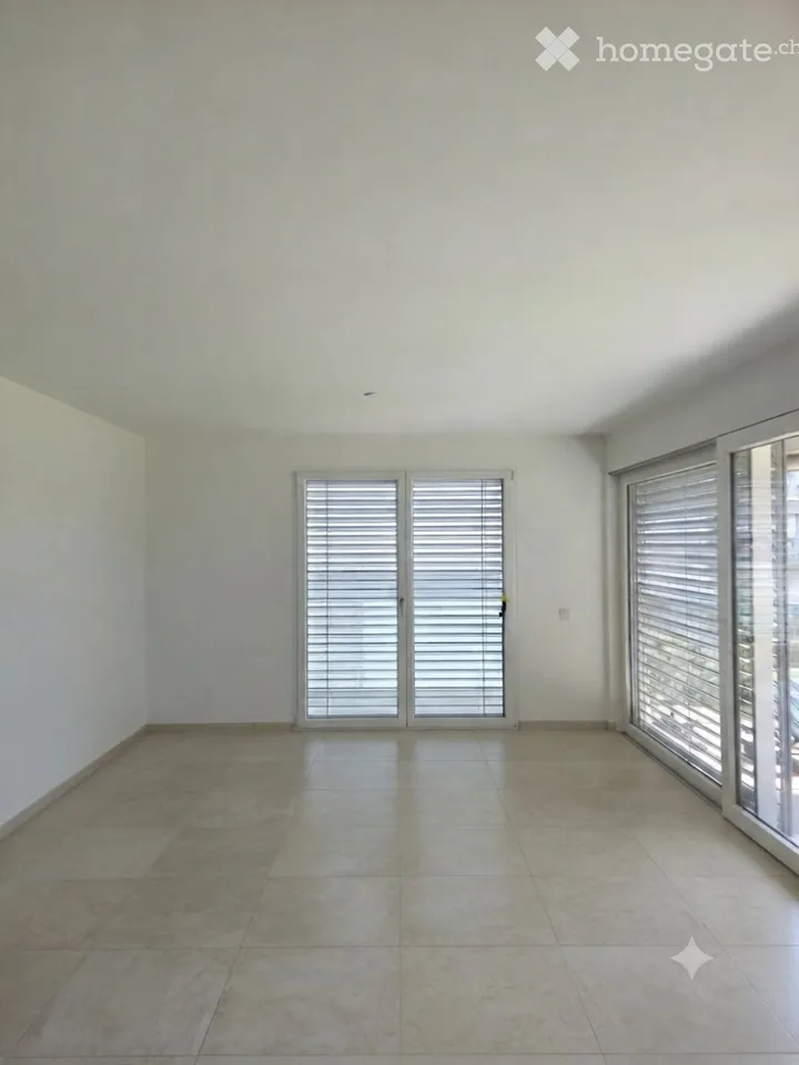 Appartement moderne 3.5 pièces dans une construction récente.