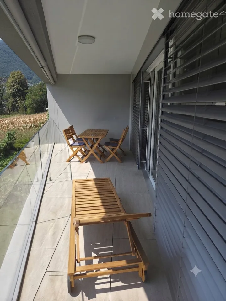 Appartement moderne 3.5 pièces dans une construction récente.