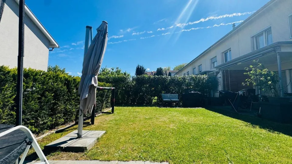 Casa unifamiliare angolare in diritto di superficie con giardino, stanza da hobby e posto auto – foto 17 di 25