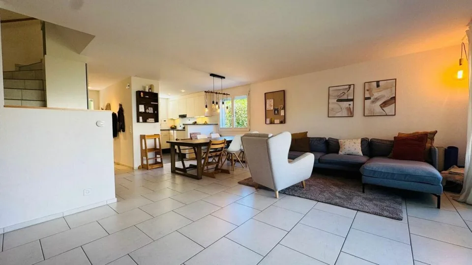 Casa unifamiliare angolare in diritto di superficie con giardino, stanza da hobby e posto auto – foto 8 di 25