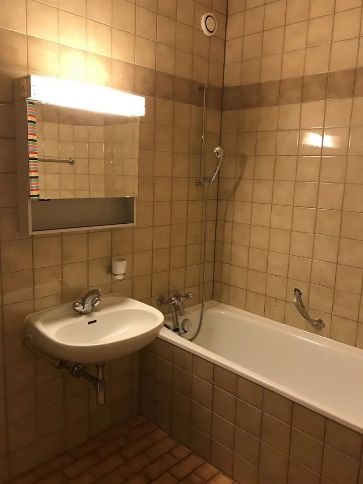 For rent - 2.5-room apartment at Place Cornavin