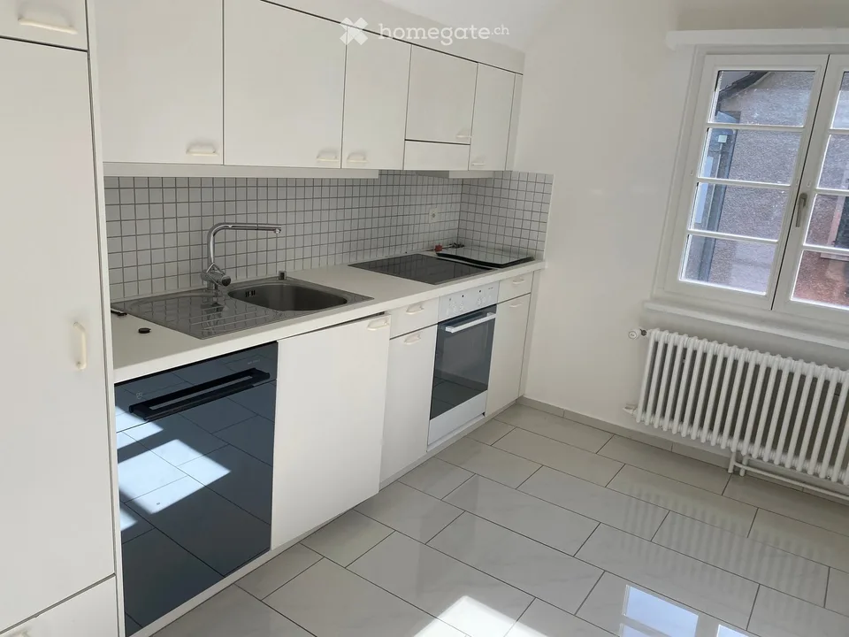 3-Zimmer-Altbau-Dachwohnung im Loequartier