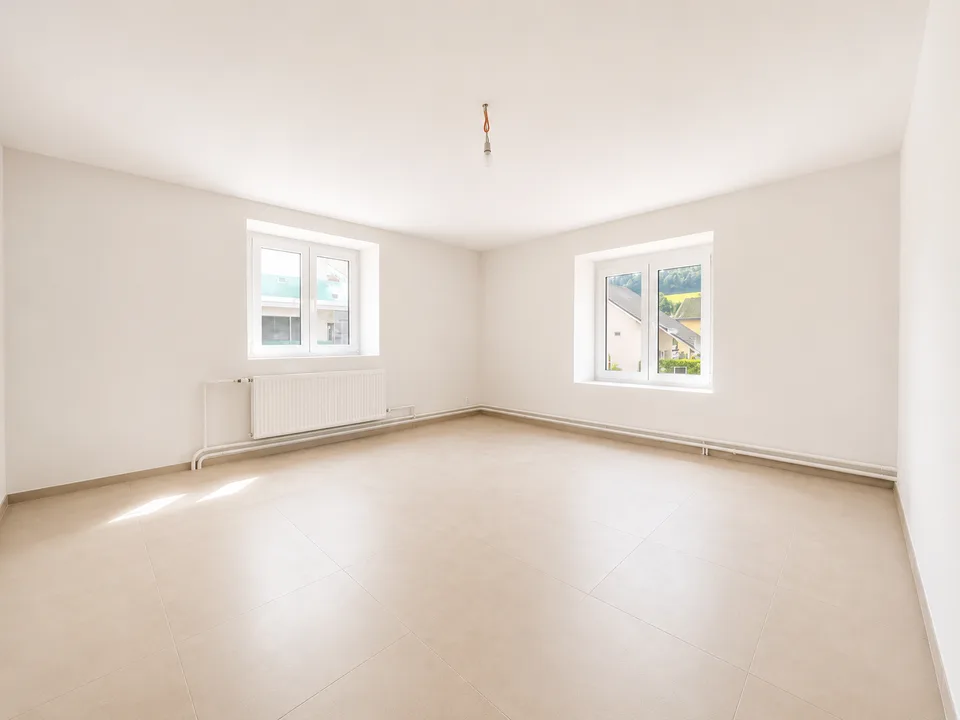 Magnifique 4,5 pièces entièrement rénové de 97 m² au coeur de Rossemaison