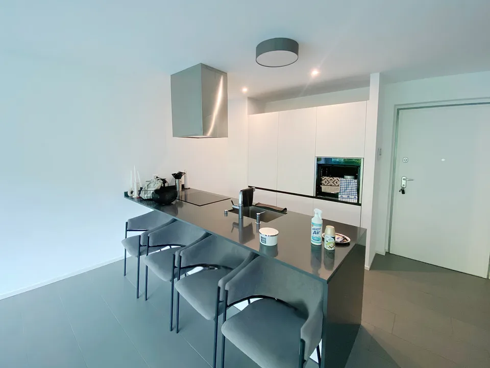 Brand new 2.5-room apartment in nature with private garden and covered terrace.
