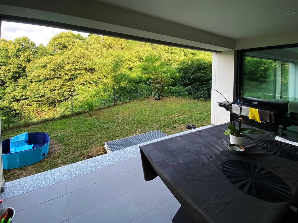 Brand new 2.5-room apartment in nature with private garden and covered terrace.