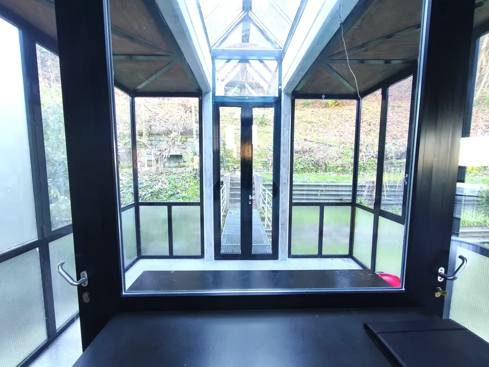 Interessante bifamiliare di due 3,5 con giardino vicino al centro