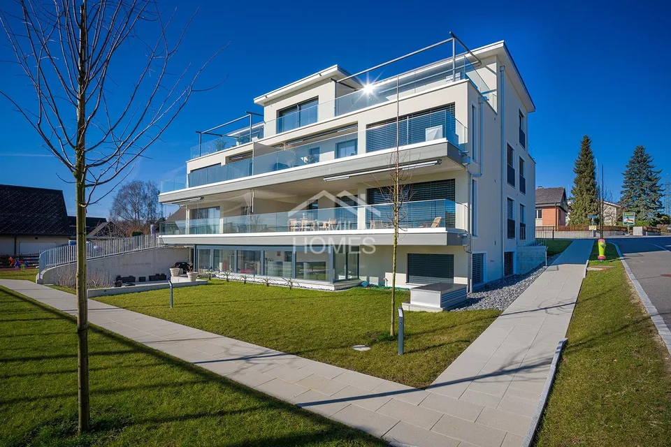 Résidence de jardin exclusive dans le style penthouse - un concept de vie extra