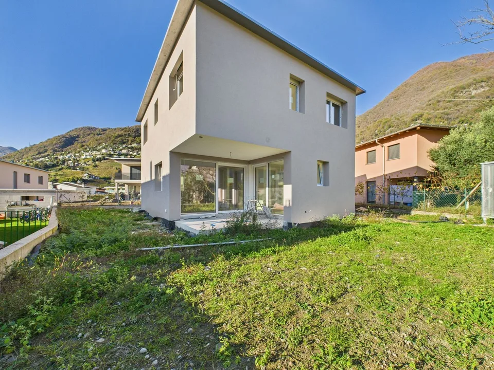 Casa unifamiliare moderna a Cugnasco-Gerra - 4.5 locali Nuova costruzione