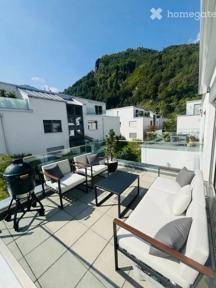 Moderne 3.5-Zimmer-Wohnung mit sonniger Südterrasse