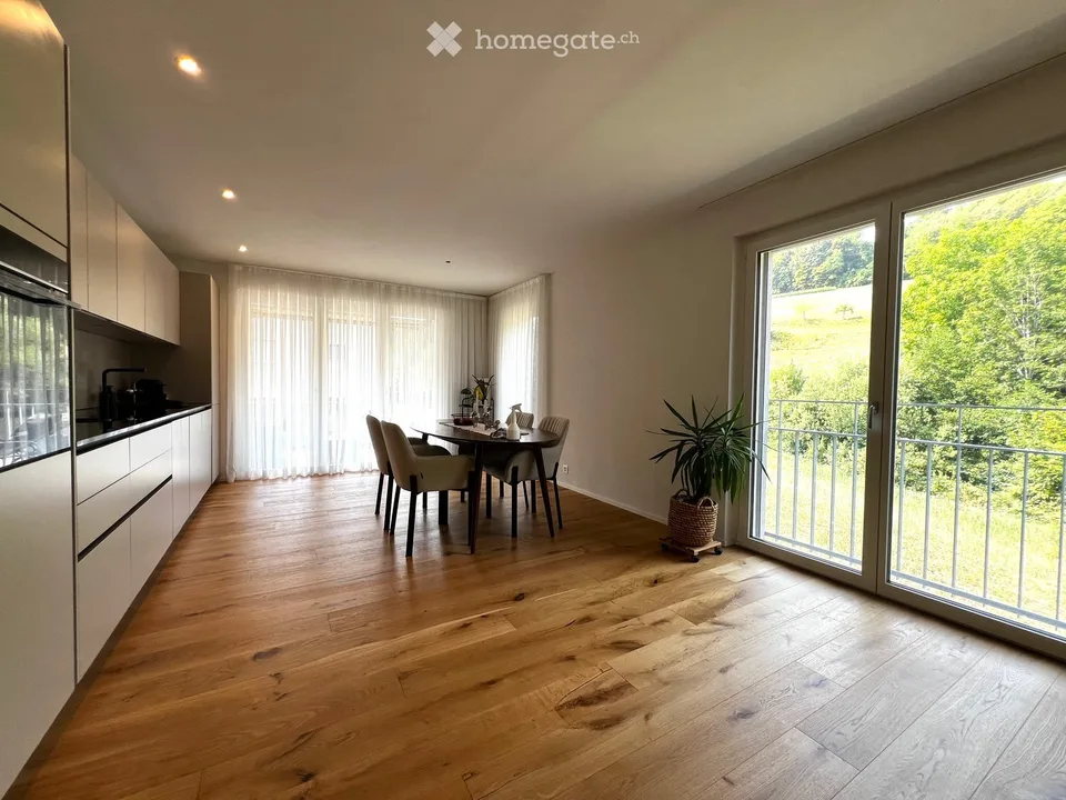 Moderne 4.5-Zimmer-Neubauwohnung mit Balkon und schöner Aussicht in Wölflinswil