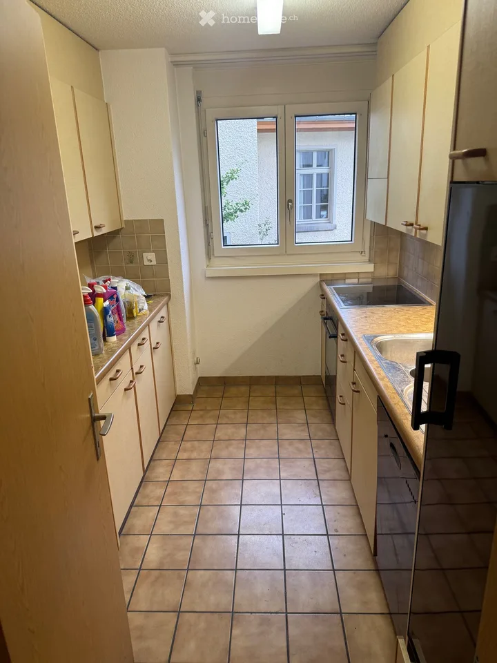 Helle 3-Zimmer Wohnung mit Sitzplatz, zentrale Lage