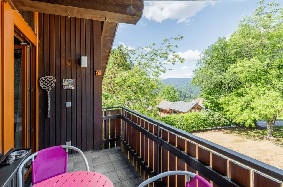 Habiter près de la nature ou profiter des vacances – appartement mansardé de 3 pièces à Wehrhalden