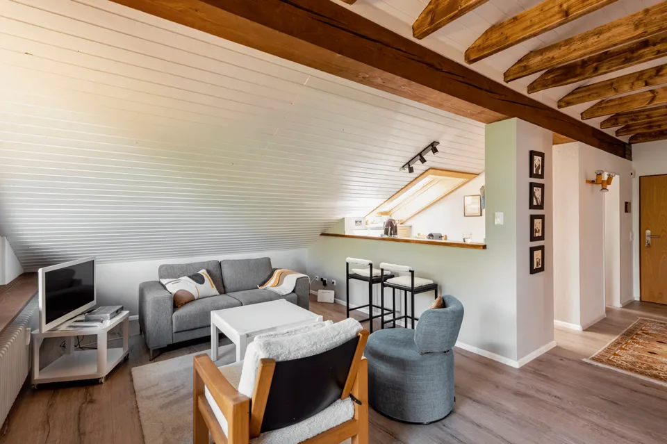 Habiter près de la nature ou profiter des vacances – appartement mansardé de 3 pièces à Wehrhalden