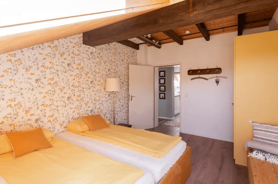 Habiter près de la nature ou profiter des vacances – appartement mansardé de 3 pièces à Wehrhalden