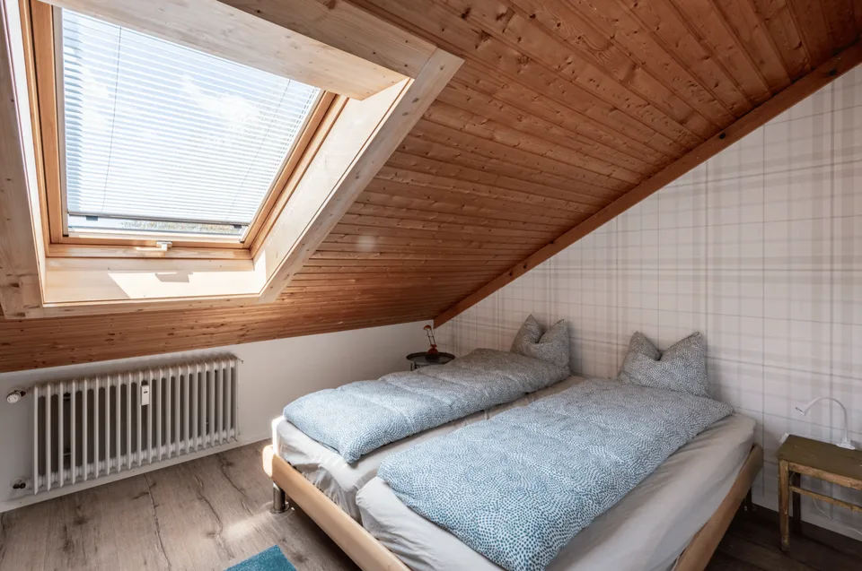 Habiter près de la nature ou profiter des vacances – appartement mansardé de 3 pièces à Wehrhalden