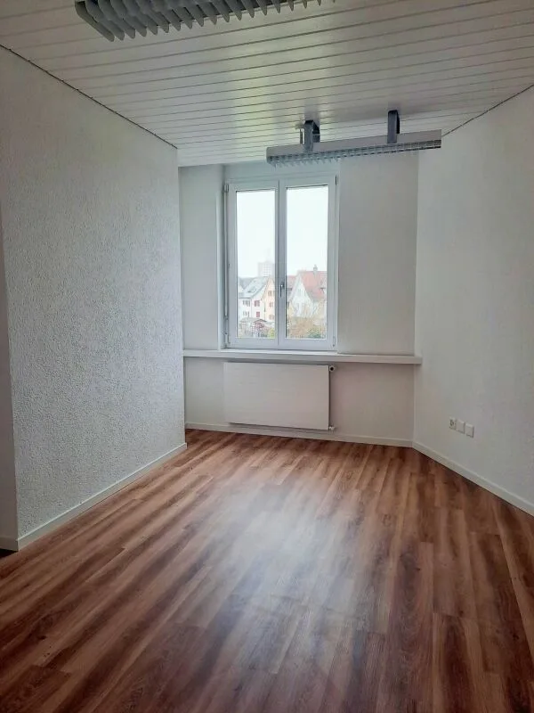 Letztes Büro an zentraler Lage zu vermieten – Foto 6 von 8
