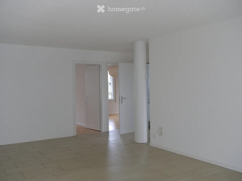 Appartement confortable dans un quartier calme, à proximité de l'hôpital cantonal
