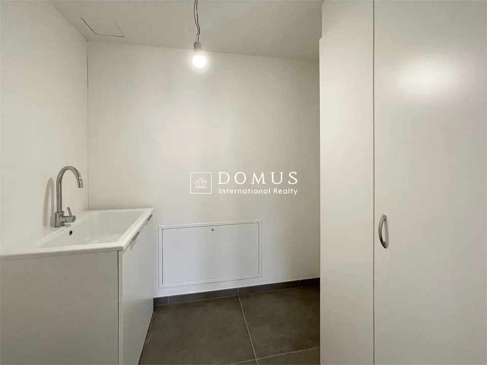 New modern prestige apartment – photo 11 of 13