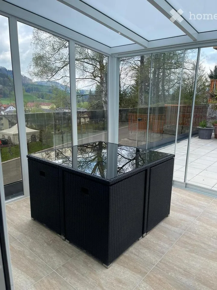 Casa a schiera moderna di 6 locali su Moosstrasse a Fischenthal