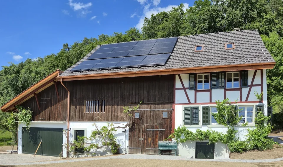 Detached, thoroughly renovated (2026) farmhouse with lake view