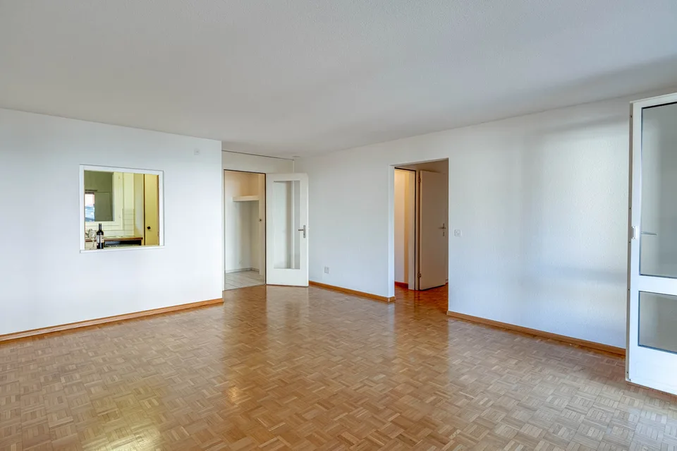 Appartamento di 2,5 locali luminoso in una zona tranquilla.