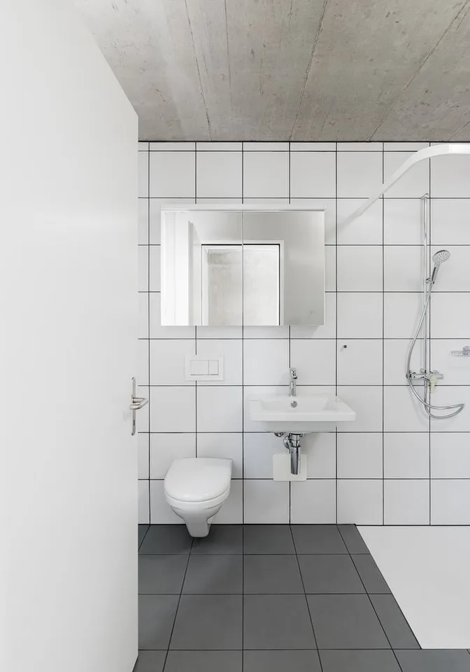Rent without deposit, spacious loft apartments in industrial look