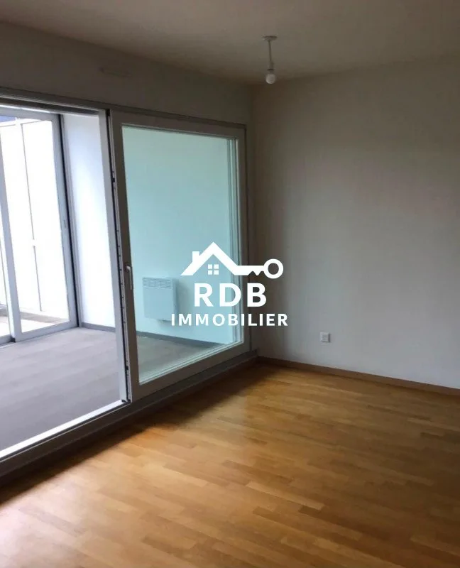 Appartement de 4,5 pièces au 6ème étage situé à Genève 1202