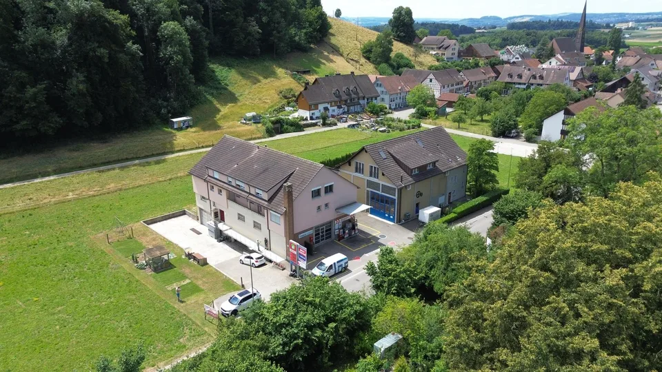 Wohnen im Grünen - gepflegte 3.5-Zimmerwohnung in Trüllikon