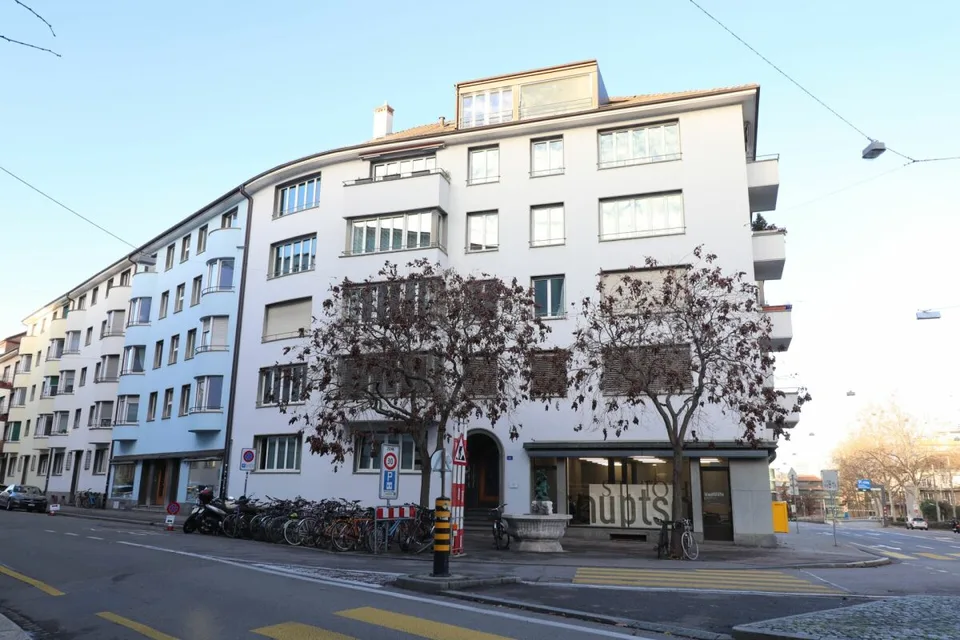 Nähe Spalentor und Unispital- 3-Zimmerwohnung in Basel ideal für Singles oder Paare