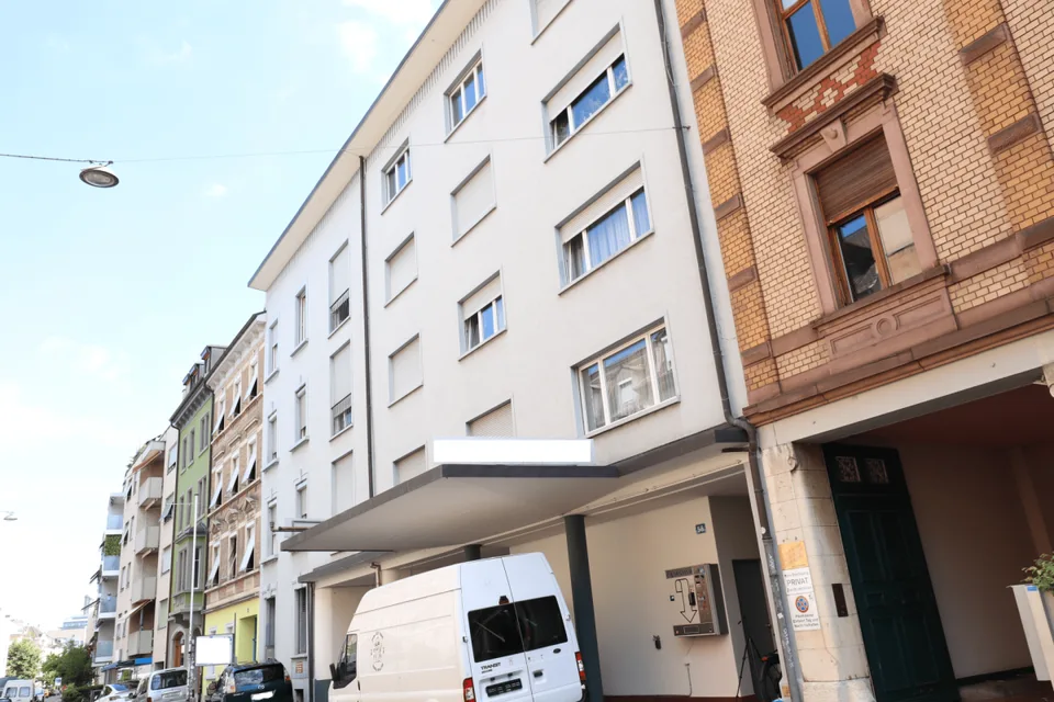 Vicino a Erasmusplatz e Reno - appartamento di 2 camere accogliente in affitto